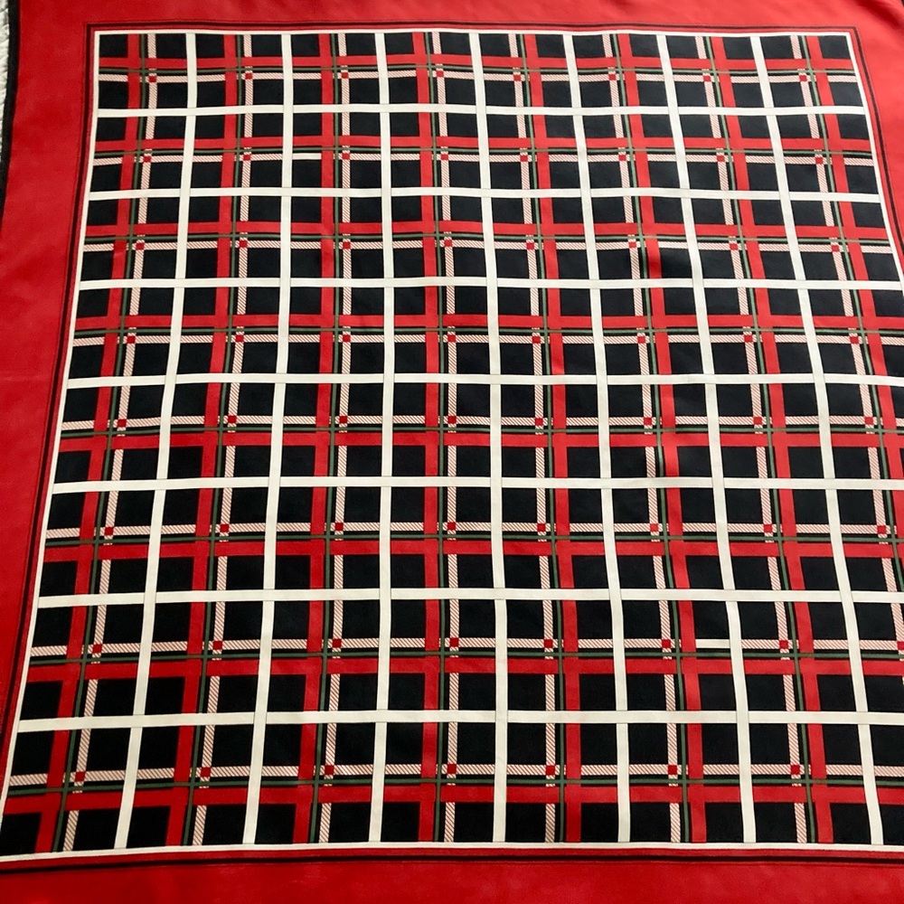 Vintage CHECKERED silk scarf. - Picture 7 of 9